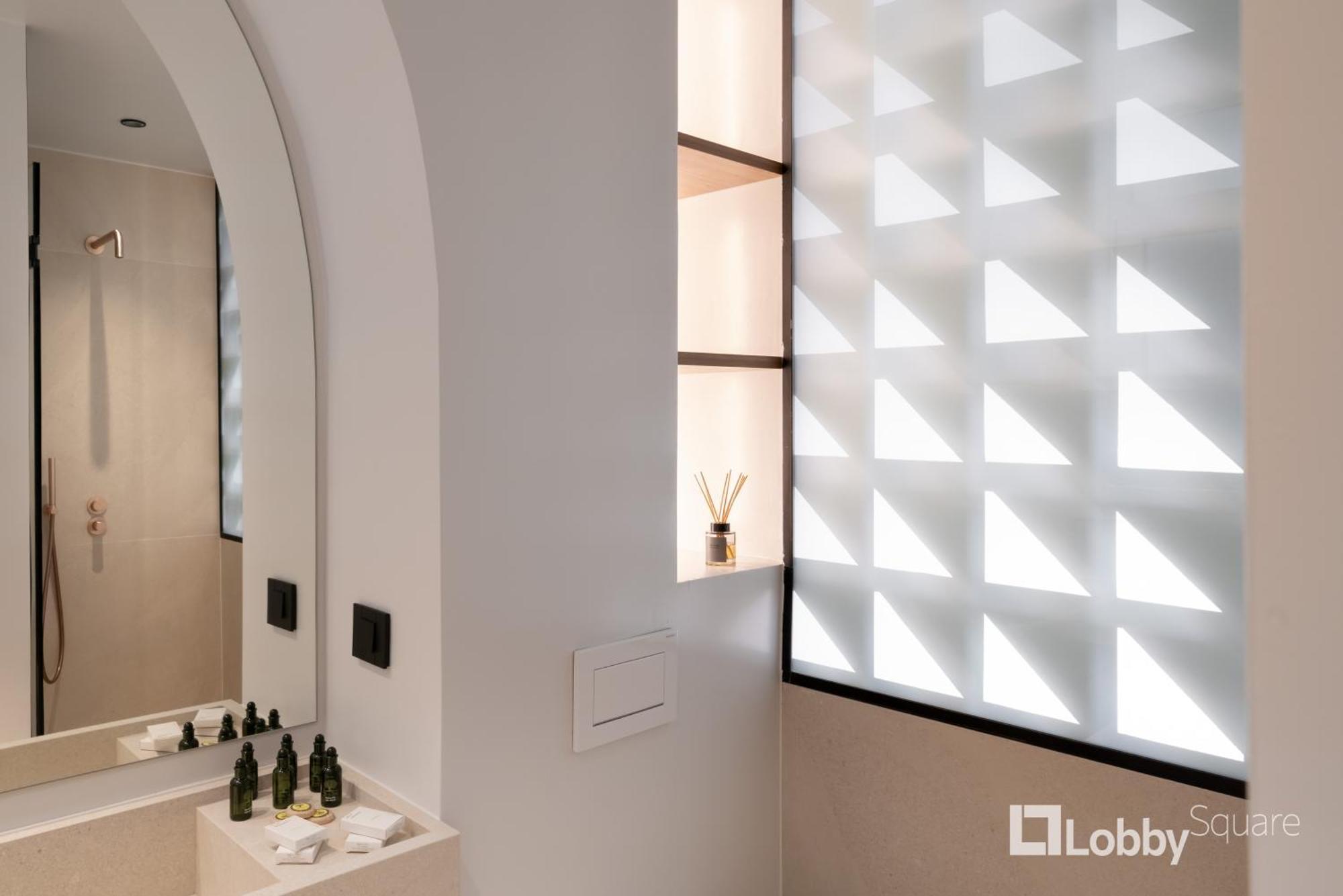 Muse Apartment By Lobbysquare Athena Bagian luar foto